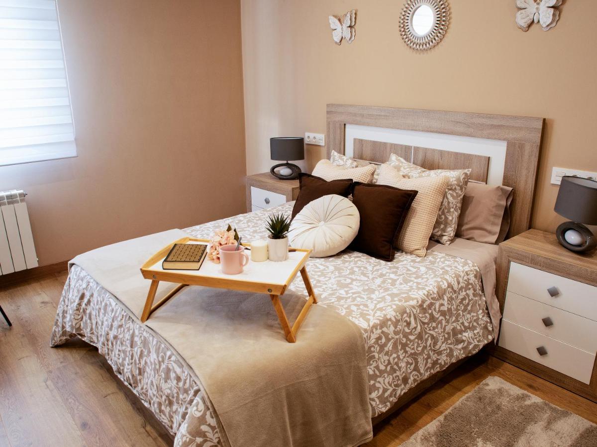 Precioso Apartamento En El Centro De أفيليس المظهر الخارجي الصورة